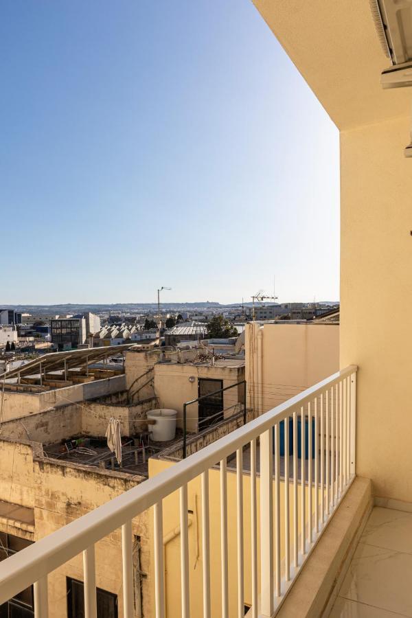 H2 -Modern And Spacious 3 Bedroom Apartment San Ġwann 외부 사진